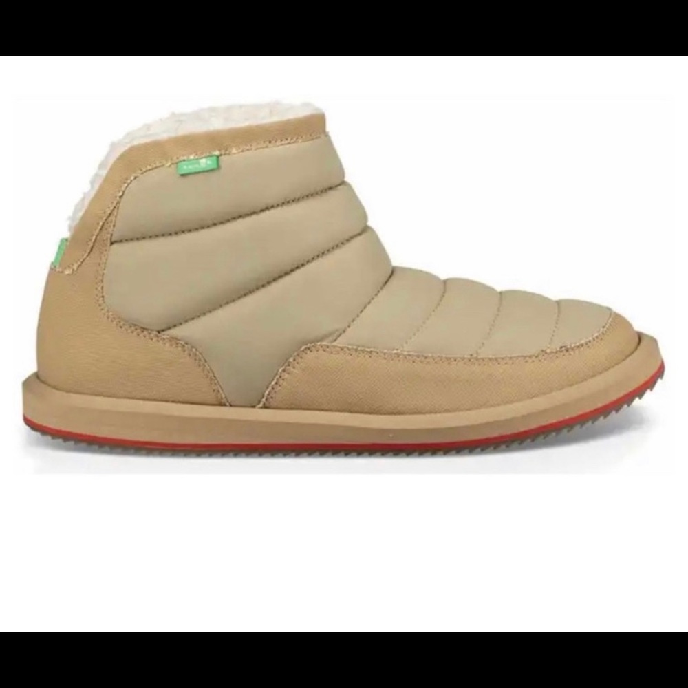 Sanuk Puff N Chill Boots - 6